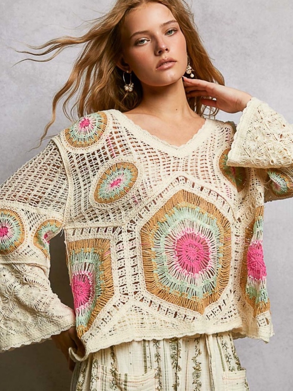 382 ❤️POL one size crochet sweater